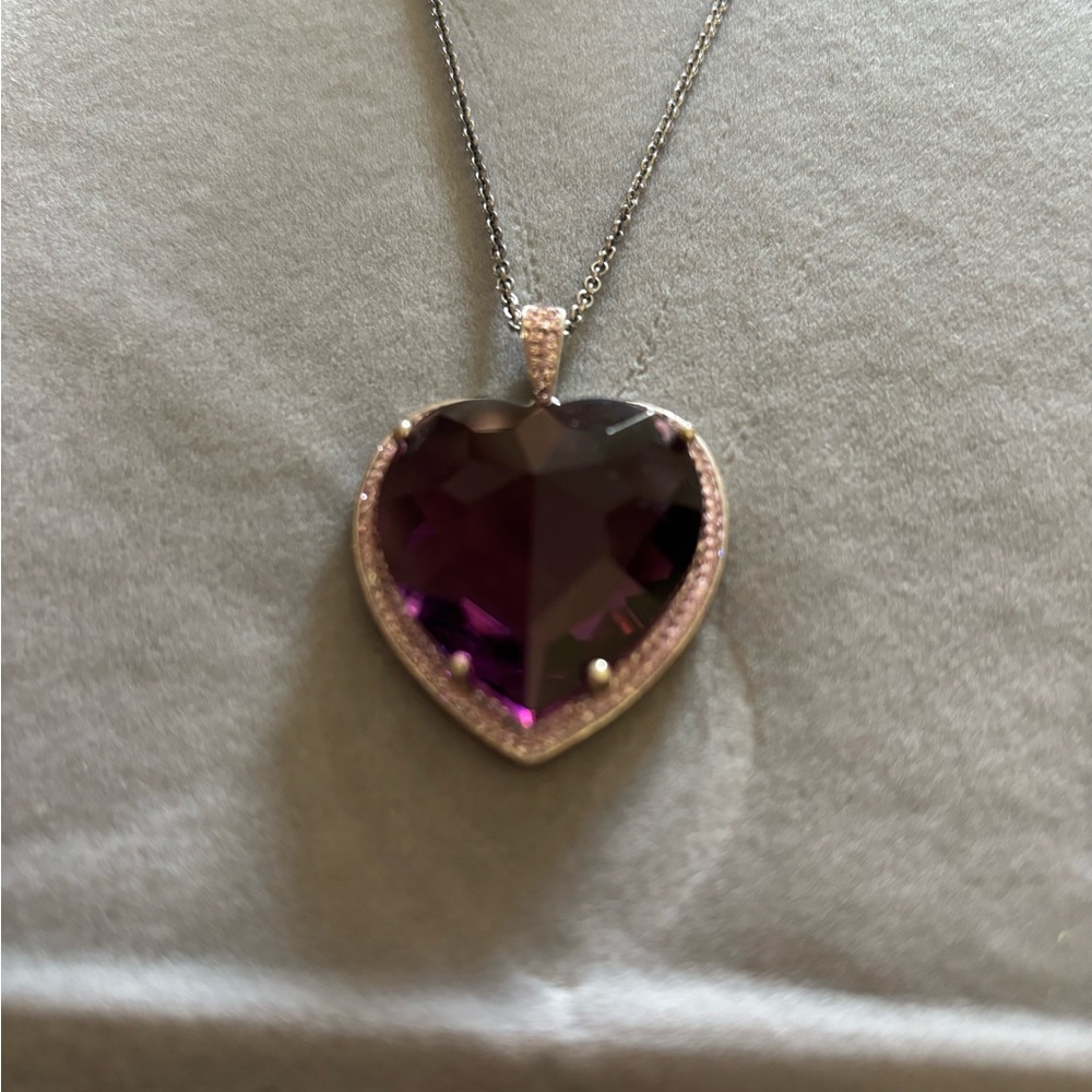 Elegant Purple Heart Pendant Necklace. 18 inches long